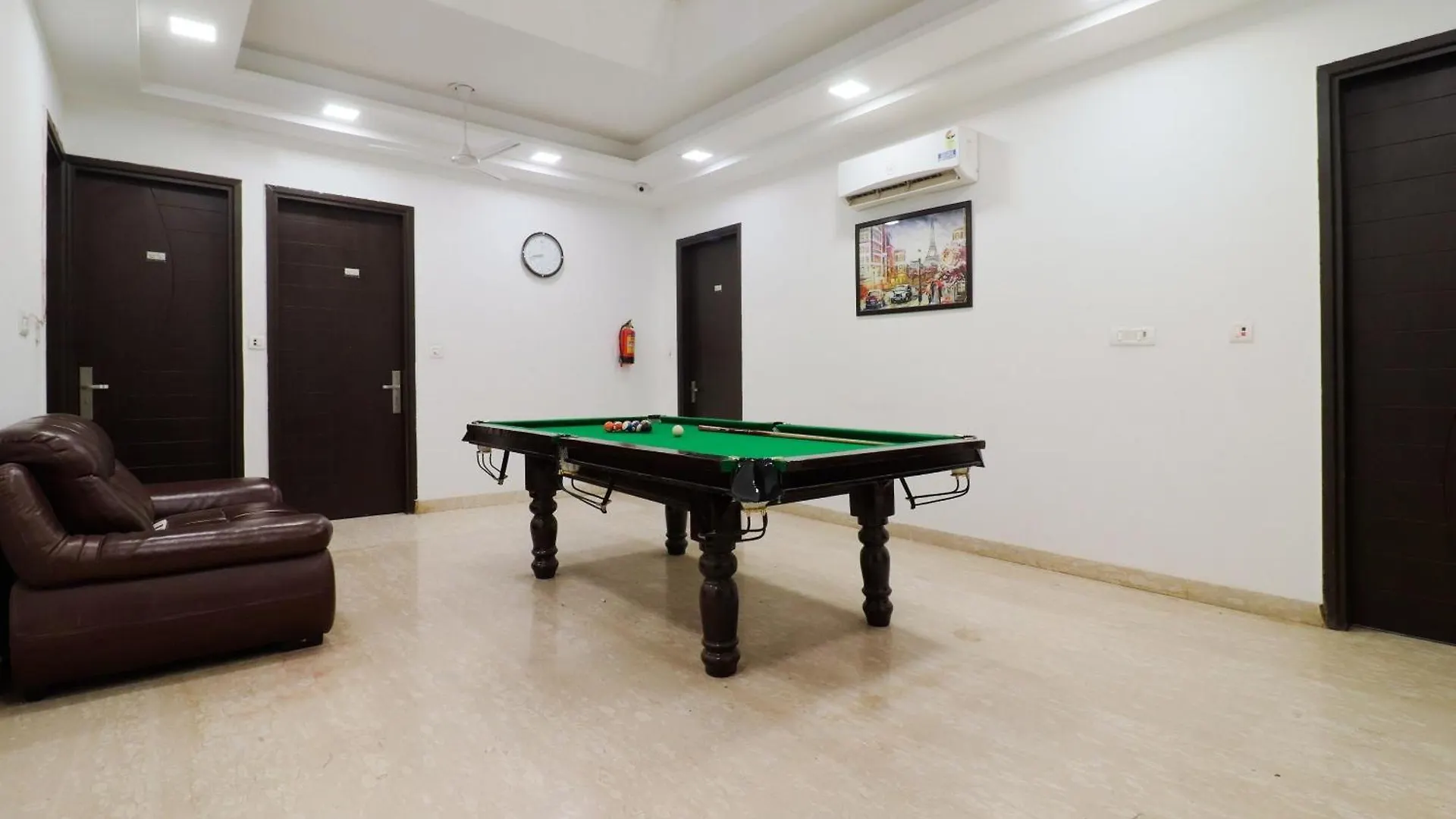 فندق Townhouse Royal Oak غورغاون الهند
